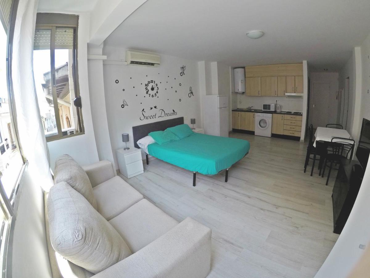 Mesonhomes Suites Center - Stay & Work Granada Buitenkant foto
