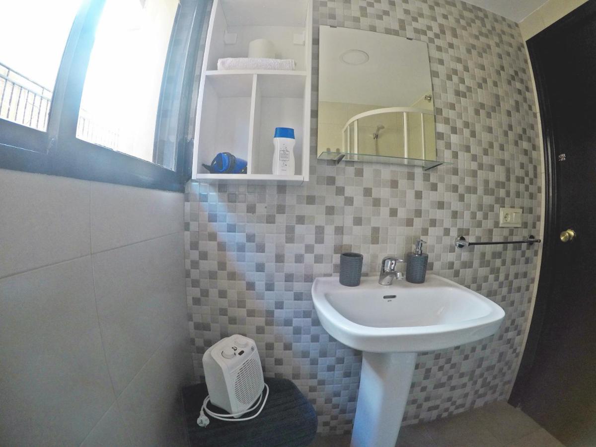 Mesonhomes Suites Center - Stay & Work Granada Buitenkant foto