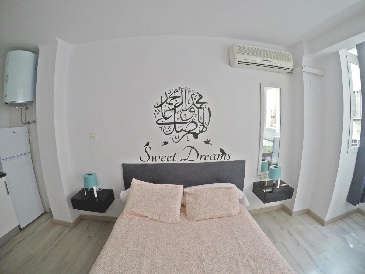 Mesonhomes Suites Center - Stay & Work Granada Buitenkant foto