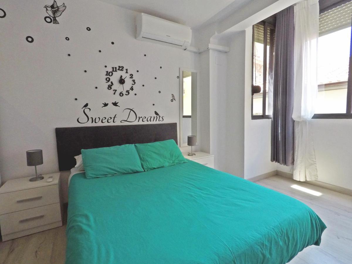 Mesonhomes Suites Center - Stay & Work Granada Buitenkant foto